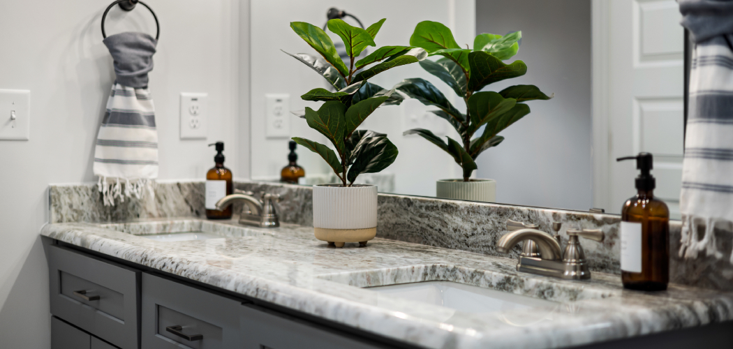 How to Decorate a Bathroom Counter