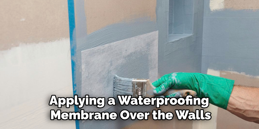 Applying a Waterproofing Membrane Over the Walls