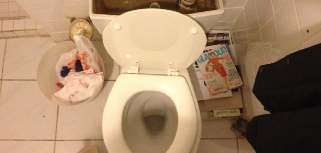 How to Get Stains Off Toilet