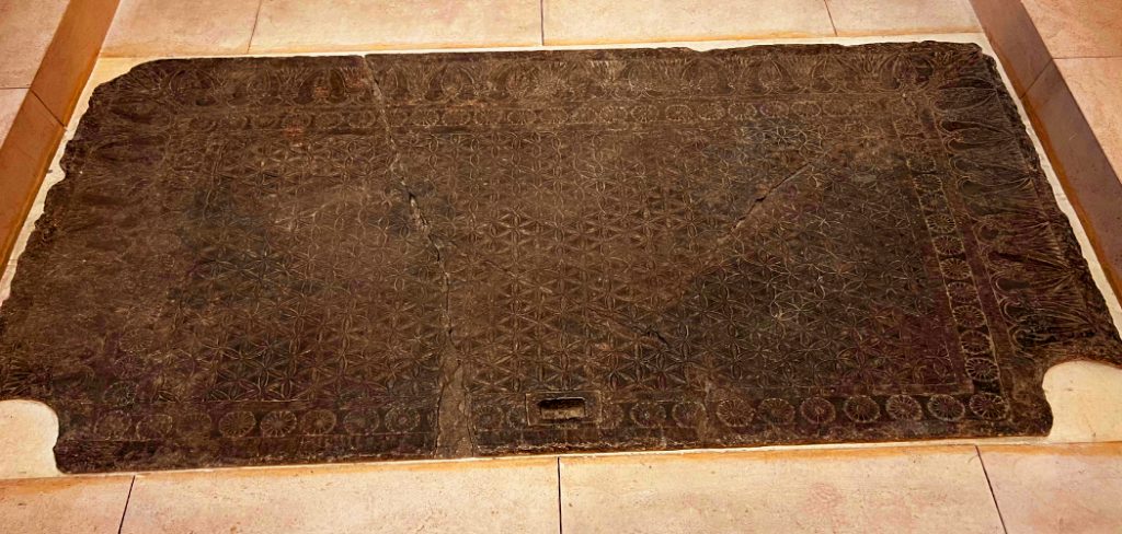 How to Prevent Mold on a Shower Mat