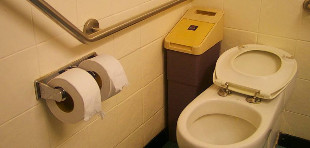 How to Store Extra Rolls on a Toilet Paper Holder