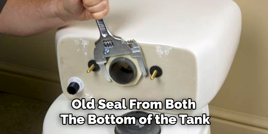 Old Seal From Both
The Bottom of the Tank