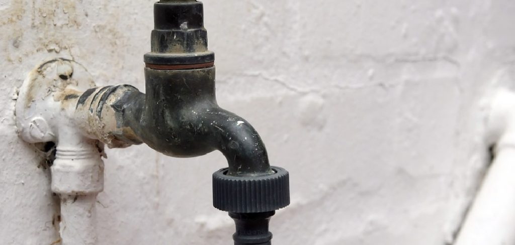 How to Clean Inside Faucet Spout
