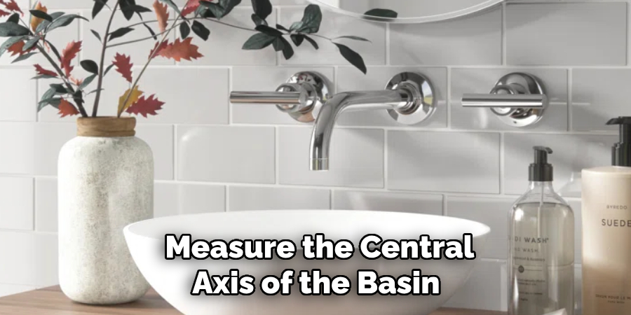 Measure the Central Axis of the Basin