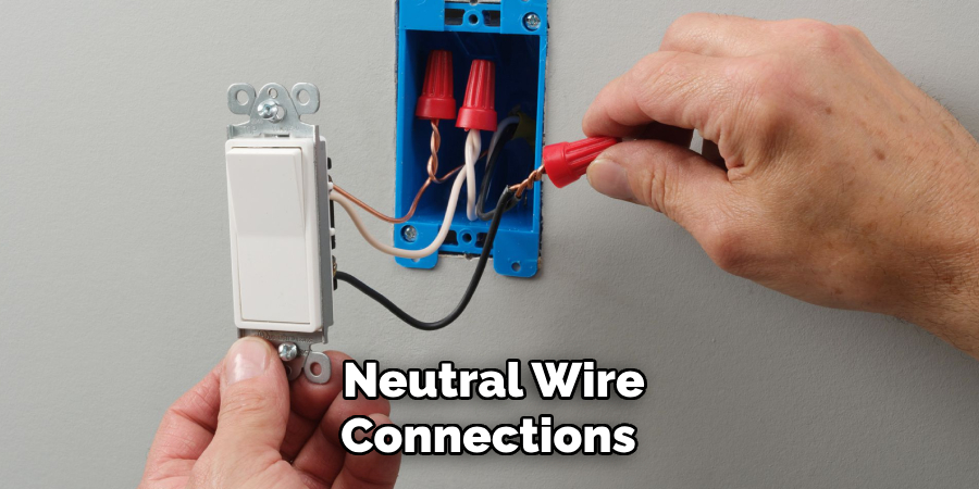 Neutral Wire
Connections 