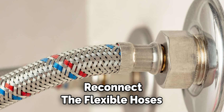 Reconnect
The Flexible Hoses 