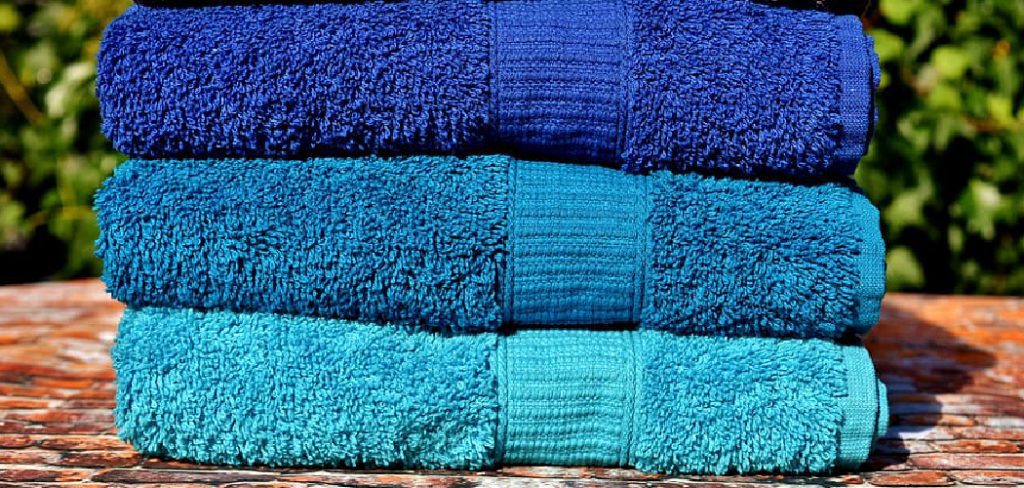 How to Remove Fluff From Towels