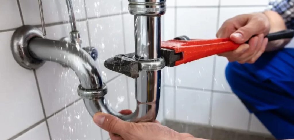 How to Remove Water Line From Toilet