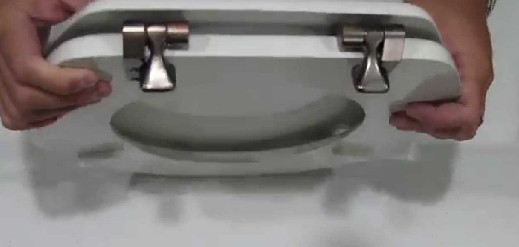 How to Remove a Mayfair Toilet Seat