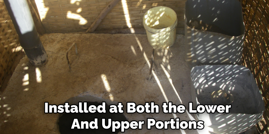 Installed at Both the Lower
And Upper Portions