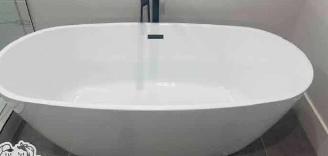 How to Caulk a Bathtub without Tape