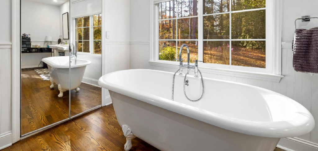 How to Wash Clothes in a Bathtub