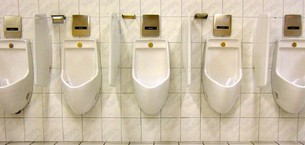 How to Clean a Urinal